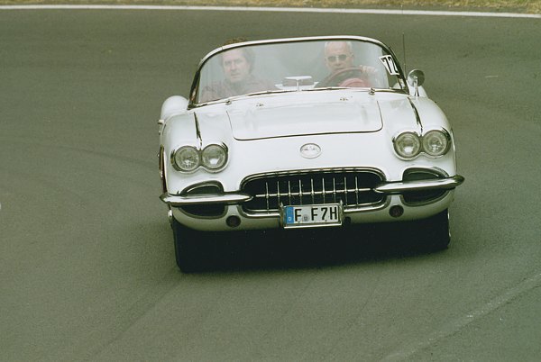 Chevrolet_72.jpg