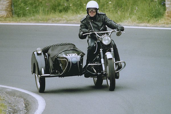 BMW_172.jpg