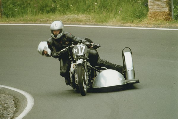 Triumph_17.jpg