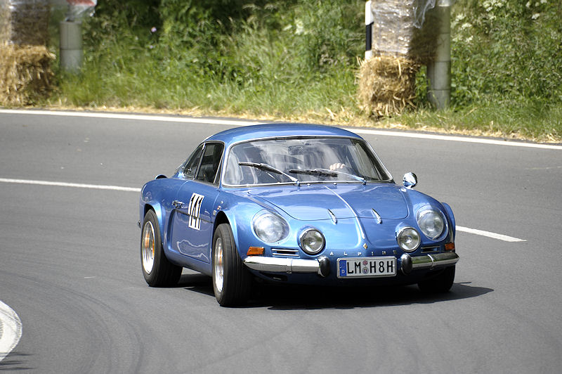 RenaultAlpine_141b.jpg