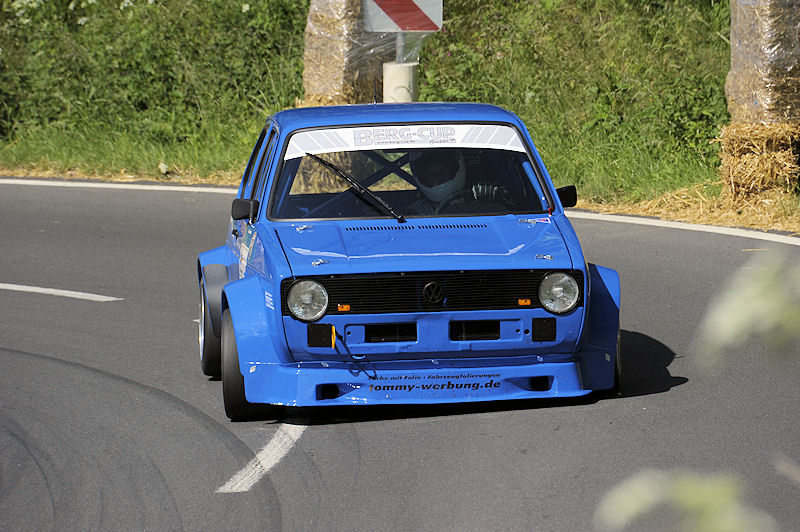 VWGolf_b.jpg
