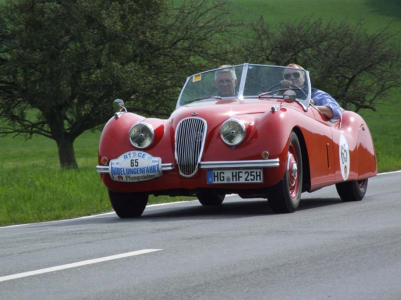JaguarXK120_65.jpg